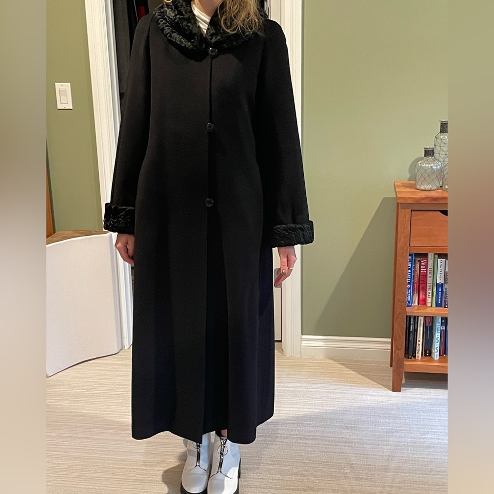 Cashmere blend Neiman Marcus vintage coat